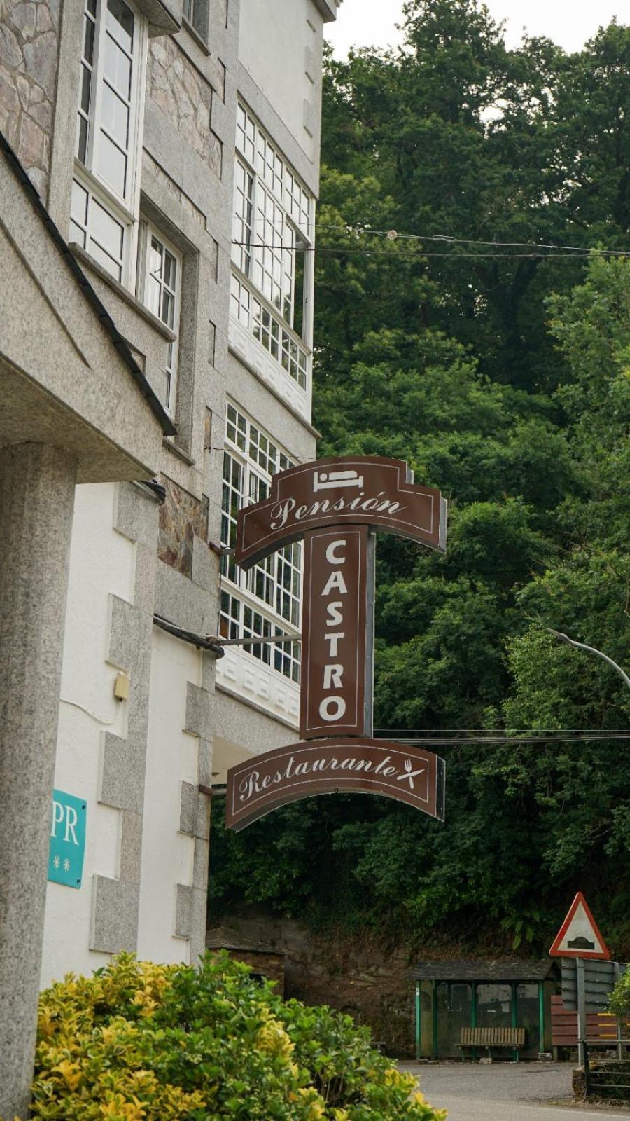 Pension Castro Parrillada Самос Екстериор снимка